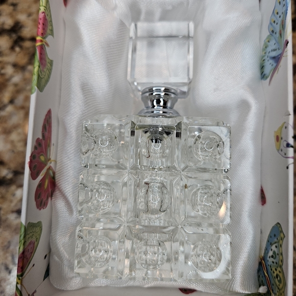 Oleg Cassini Crystal Perfume Bottle Twist Cap Stopper Parfum Refillable Reusable - Picture 2 of 16